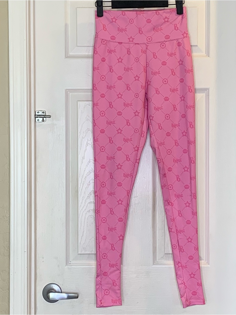 Dolls Kill x Bratz GIRLZ REALLY ROCK PRINTED LEGGINGS Size XS